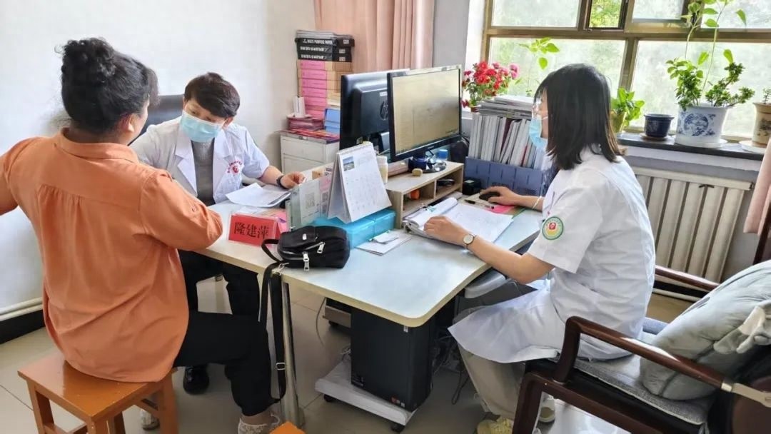 省级专家走进敦煌！在家门口享优质医疗资源？快来一探究竟  第1张