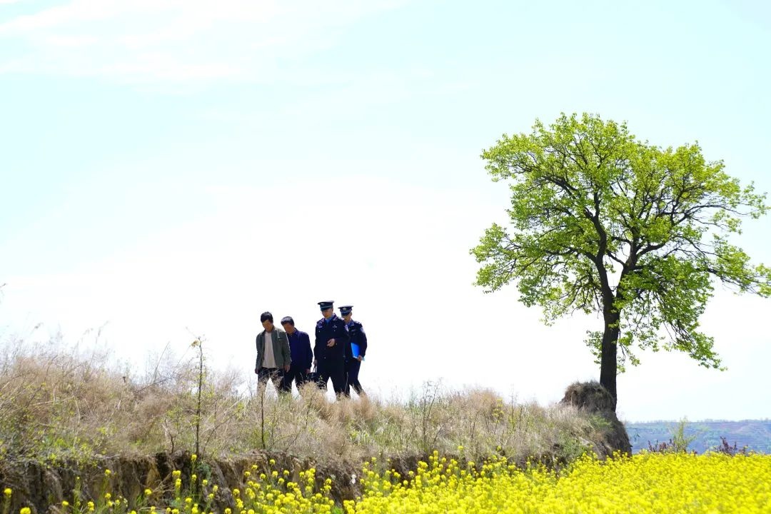 五月甘肃公安忙啥？送安全进田间地头，反诈宣传超硬核  第8张