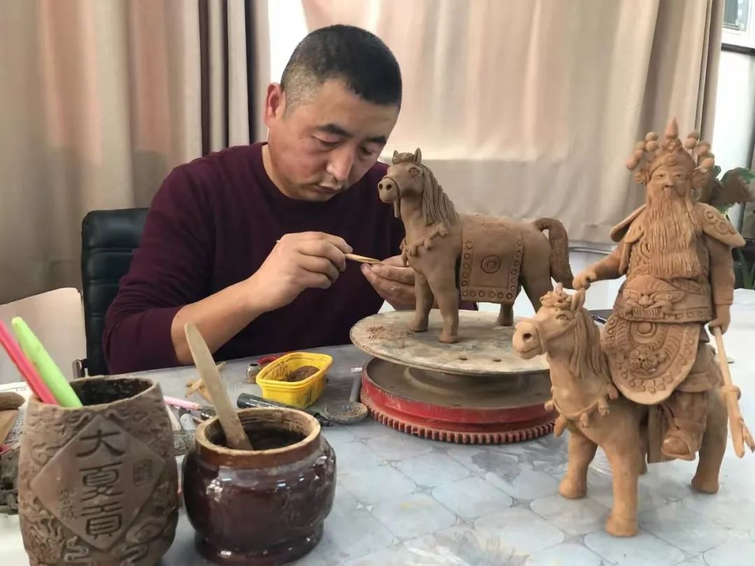 6岁因中耳炎失聪！刘峰如何成为全国自强模范？  第2张