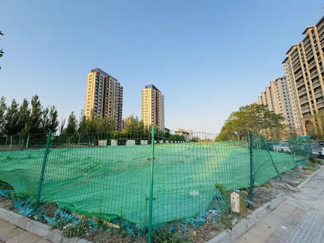 通州区台湖镇这块闲置空地能否成停车场？停车难咋解  第4张