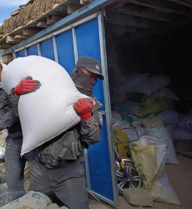 惊险！31户危房家具空中搬运，你敢想象这样的救援场景吗？  第9张