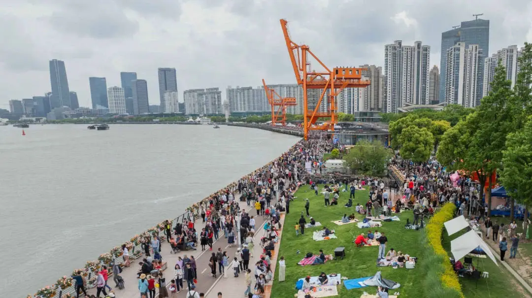2024年长三角十佳休闲健身步道揭晓！徐汇滨江市民健身步道为何成为魔都跑步圣地？  第1张