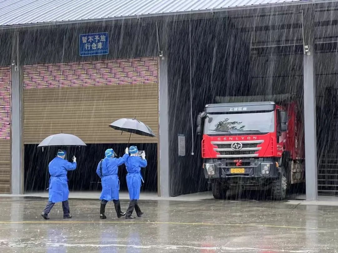 雨季边关值守，为何这份平凡工作竟让人心生向往？  第3张