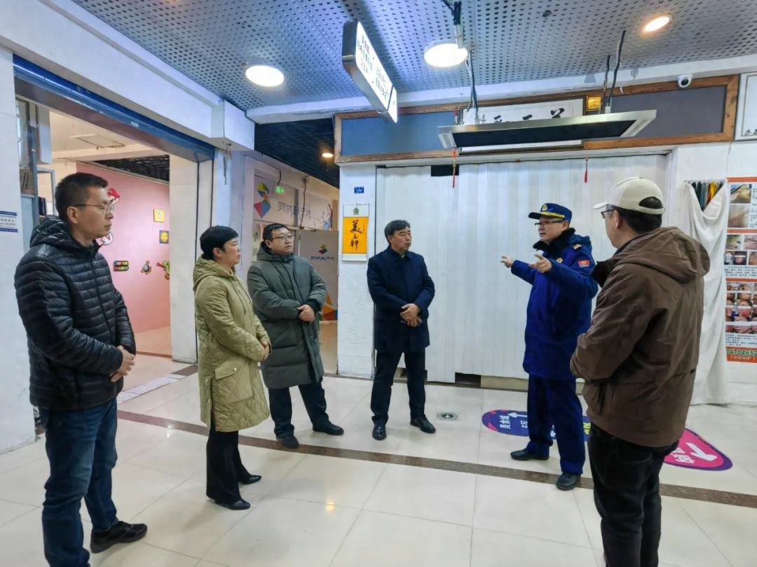 区长黄鹏夜查安全生产，这些隐患你注意到了吗？  第1张