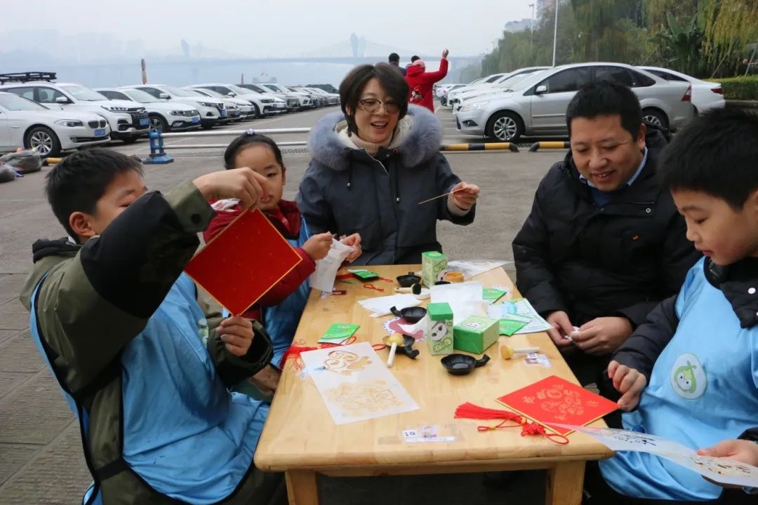 22名芽宝变身红嘴鸥饲养员，这场寒假研学活动竟如此有趣！你猜他们学到了什么？  第6张