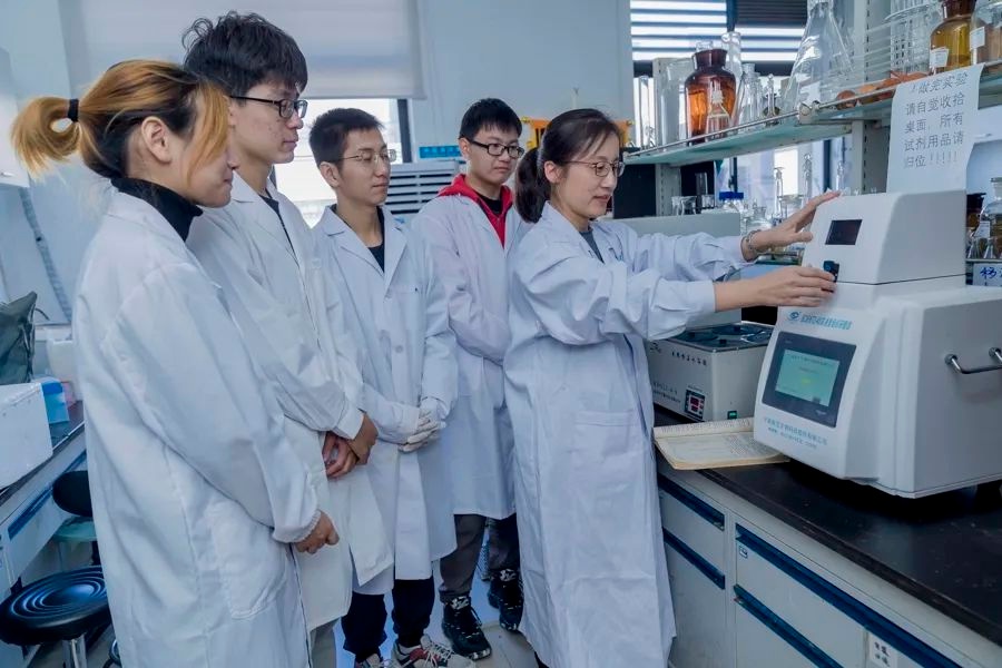 上海12家企业联手市科委，探索者计划如何引领基础研究新浪潮？