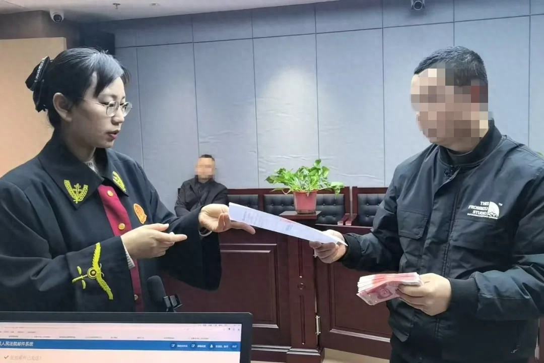 仅用30天，两起合同纠纷如何巧妙化解？法官温情疏导显奇效  第1张