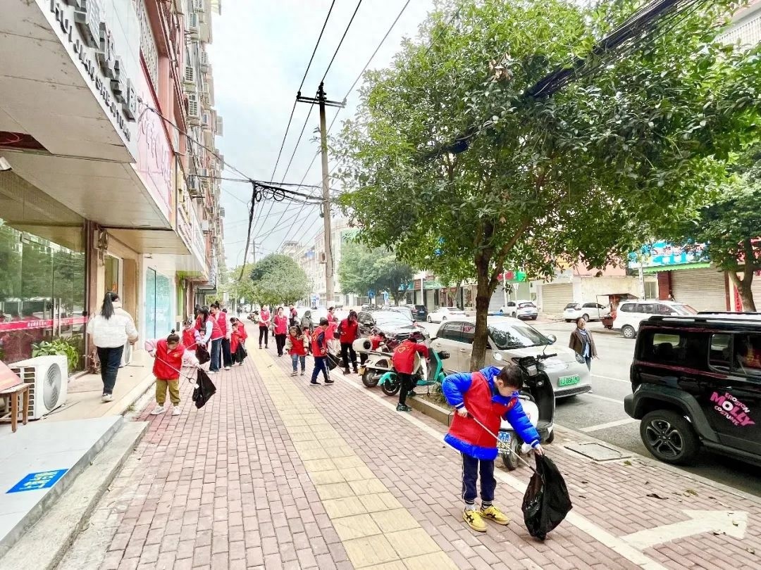 小小环保志愿者如何用行动美化家园？贺州八步区这场活动不容错过  第1张