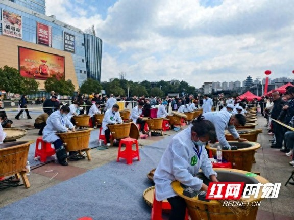 湘西春茶品鉴会火热进行中，你可知手工炒茶的独特魅力？  第1张