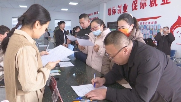 阿拉善右旗创业孵化园：如何让返乡青年回得来、留得住、干得好？  第4张