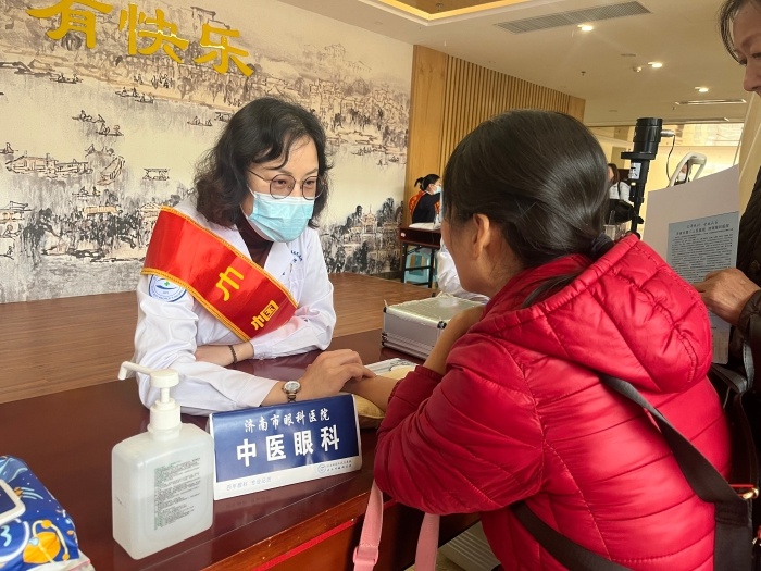 你的眼睛还好吗？济南市眼科医院为老年人送上全面眼健康检查  第2张