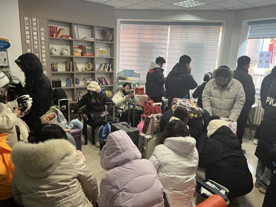 南湖公园客服中心如何在寒冬中温暖120万游客的心？揭秘暖心服务背后的坚守