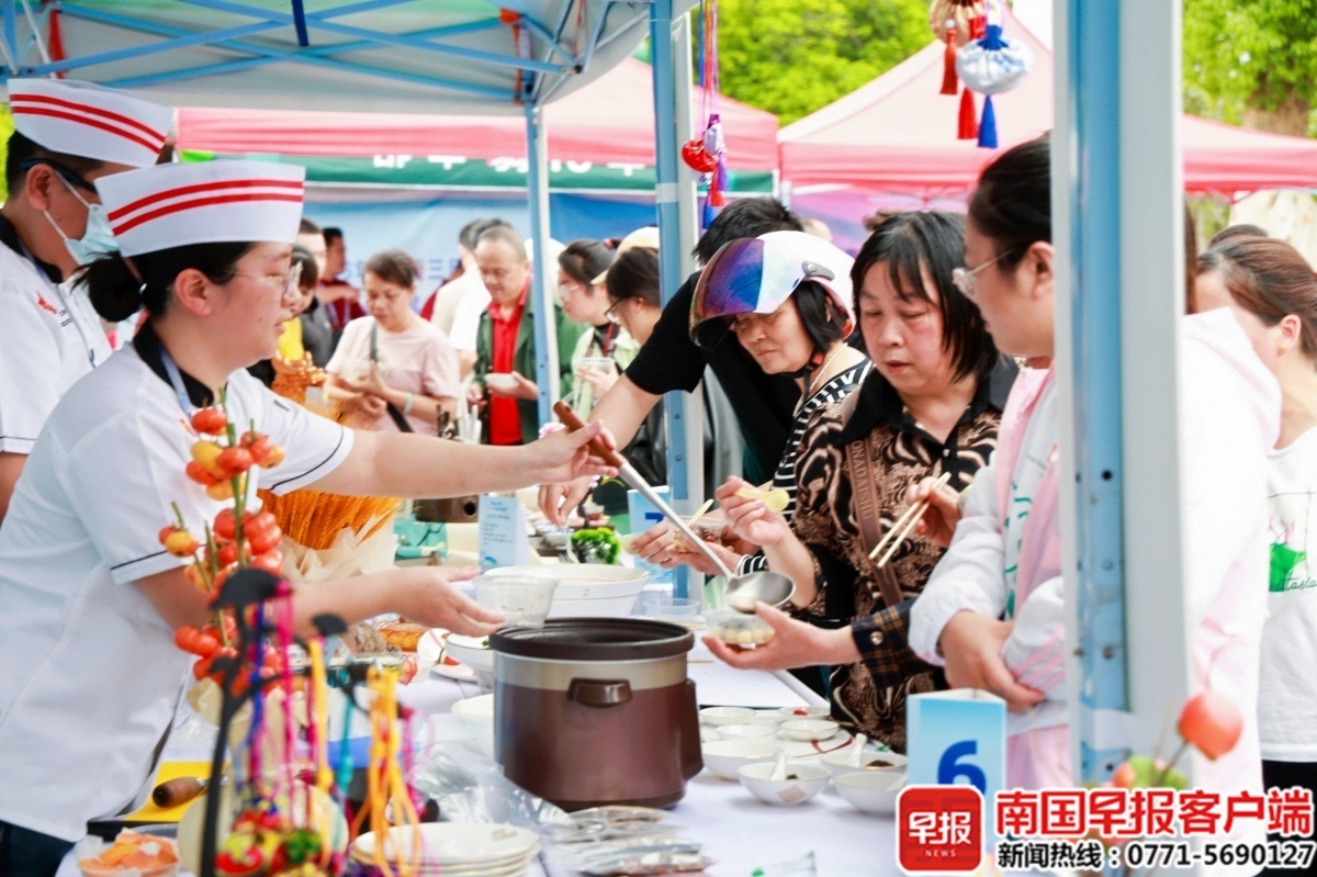 00后带着祖传砂锅上赛场，广西药膳大赛为何引爆朋友圈？  第3张