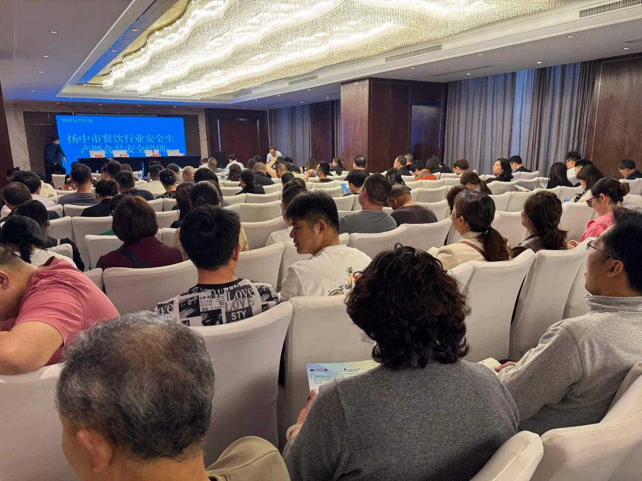 餐饮燃气安全培训重磅来袭！你的店铺达标了吗？  第7张