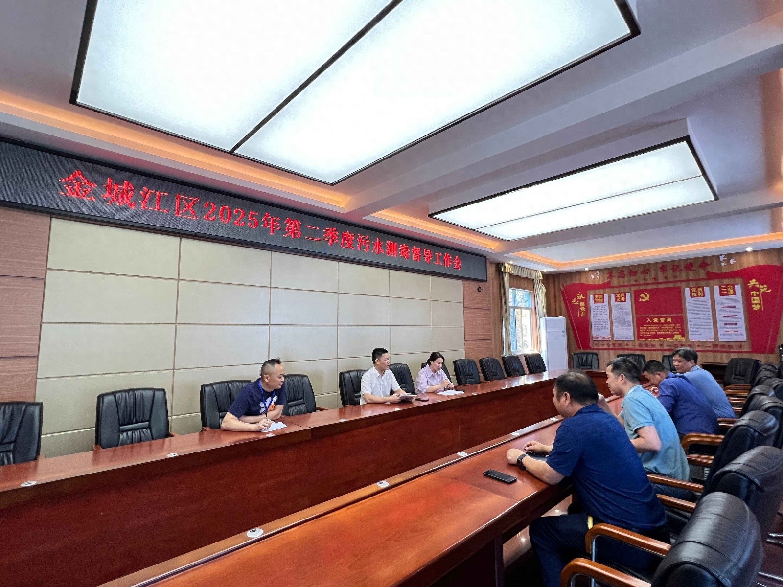 金城江区严查医疗机构污水测毒！你的健康安全谁来守护？