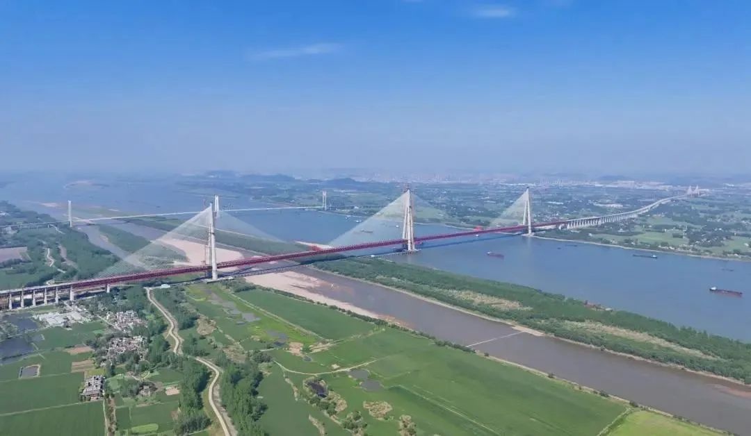 世界之最！马鞍山长江公铁大桥6项纪录震撼合龙，中国基建再创奇迹  第2张