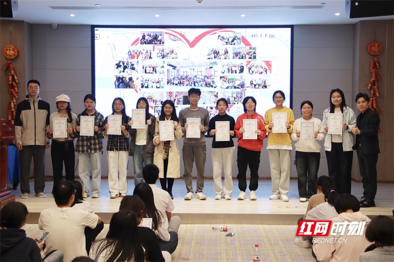 仅带一元钱如何在城市生存24小时？第三届大学生极限挑战赛震撼上演  第3张