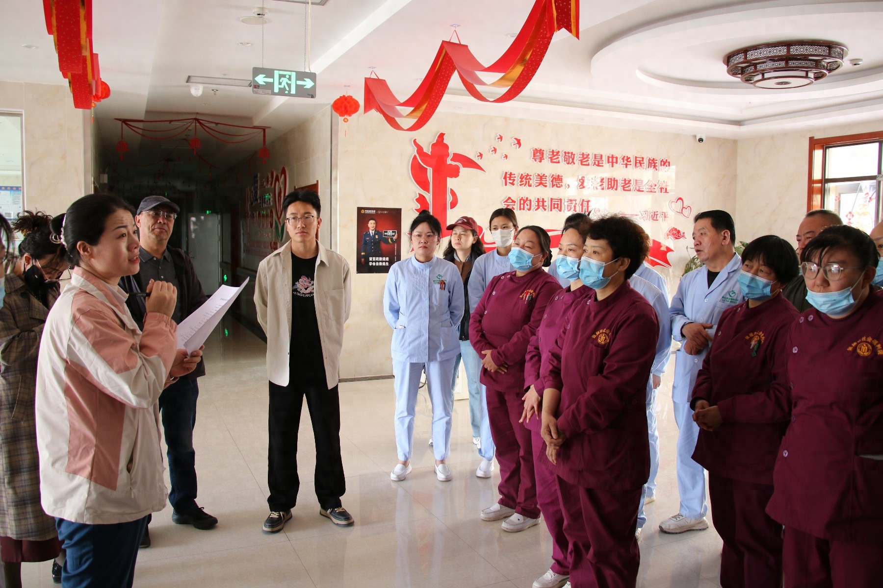 市社会福利院开展消防演练，筑牢安全防线！你知道火灾来临时该如何正确逃生吗？