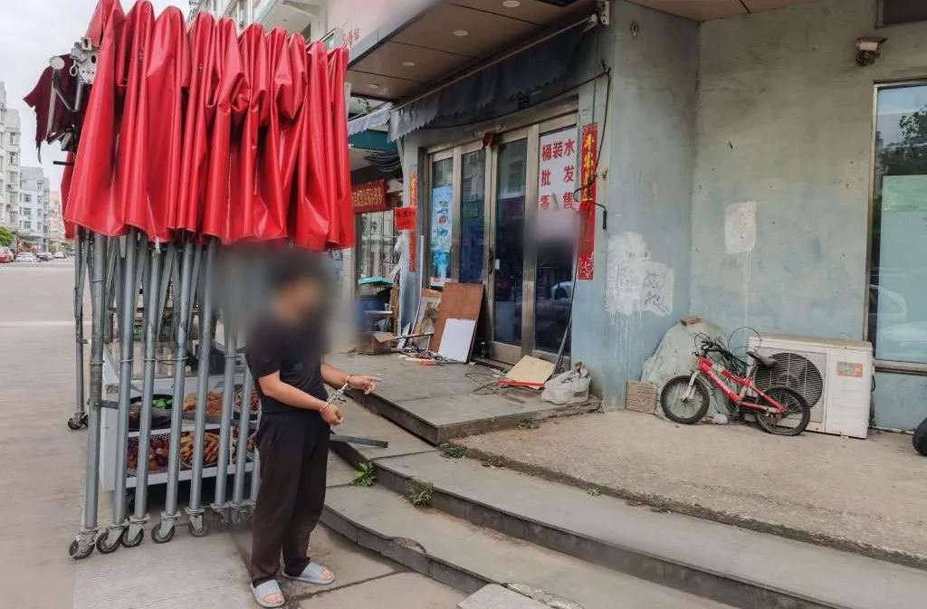 20岁小伙因怕吃苦偷车换饭钱，3次下手换来冰冷手铐！你的懒惰正在毁掉你的人生吗？  第3张