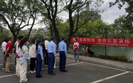 桂林这场实战演练太震撼！地质灾害来袭时，你的生命防线够牢固吗？