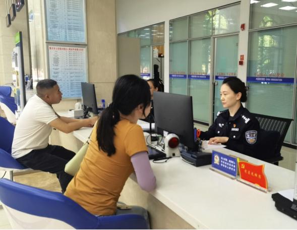 70余本护照3天办结！北碚出入境如何创造服务奇迹？  第2张