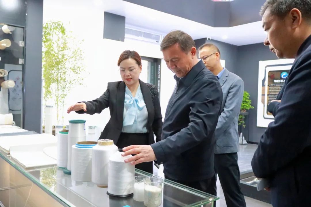 科技如何成为张掖高质量发展的关键驱动力？市长叶尔波力·孜汗给出答案  第3张