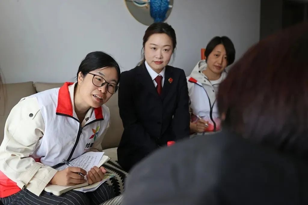 问题少年到公益志愿者的转变？嘉兴17岁乐乐的惊人蜕变