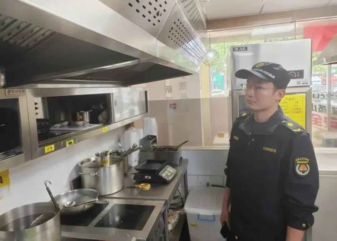 合肥包河区整治餐饮油烟污染！10余处问题被发现，你家附近咋样？  第2张