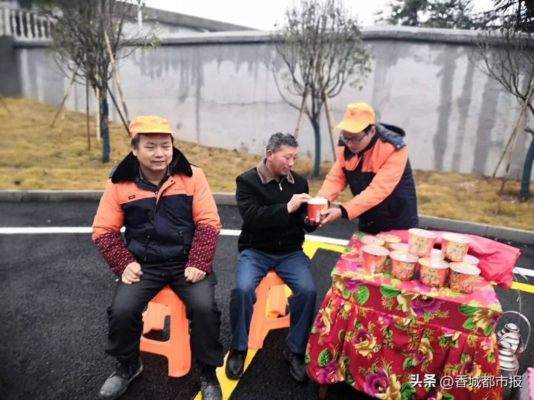 18年长途司机感叹：服务区竟让我有了家的感觉！春运路上，你感受到这份温暖了吗？