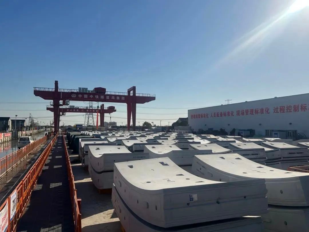 汾湖隧道掘进过半，地下34米的秘密你了解多少？探秘时光隧道般的施工现场  第2张