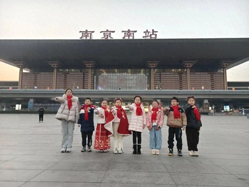 南京西安双城寻年味，高铁如何成为非遗文化的桥梁？