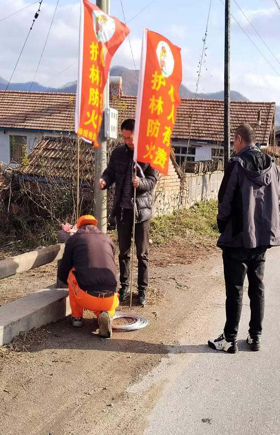 硼海镇如何筑牢冬季森林防灭火安全屏障？这些措施你必须知道  第2张