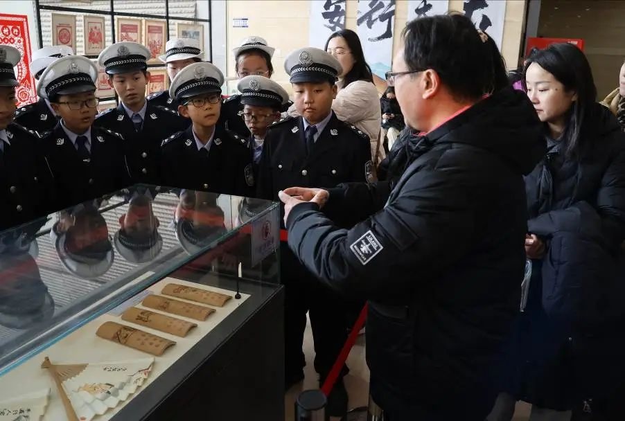 寒假必看！蚌山小学少年警校学员如何通过传统文化学习交通安全？  第2张