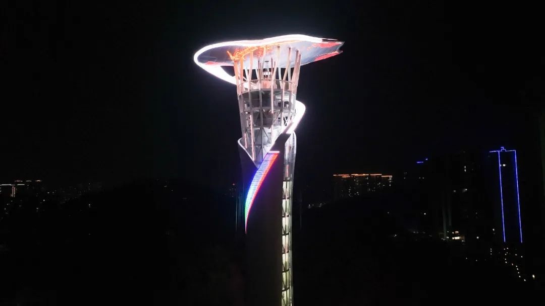 流云阁夜景惊艳全城！70.38米高空俯瞰信宜，你见过这样的美景吗？  第7张