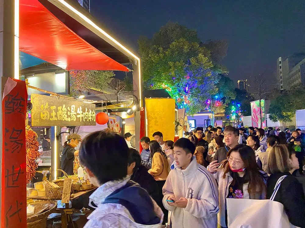 上海今潮8弄惊现百年非遗英歌舞！27人阵容震撼全场，你见过吗？  第6张