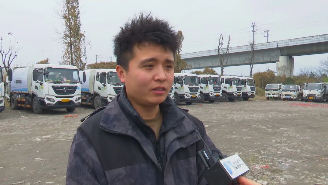 12年坚守，他们用汗水换来城市的洁净！你愿意为他们点赞吗？  第2张