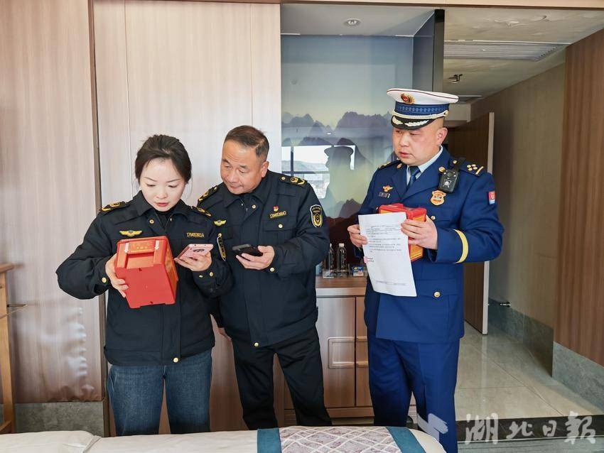 假冒伪劣消防产品泛滥，关键时刻救命神器竟成致命隐患！你还在冒险吗？  第2张