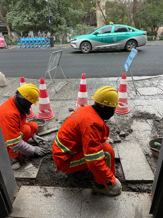 栖霞岭社区如何用行动赢得群众连连点赞？春节后服务大揭秘  第2张