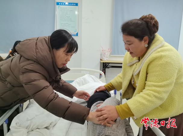 养老护理也能拿高工资？00后年轻人加入，职业前景大揭秘  第2张