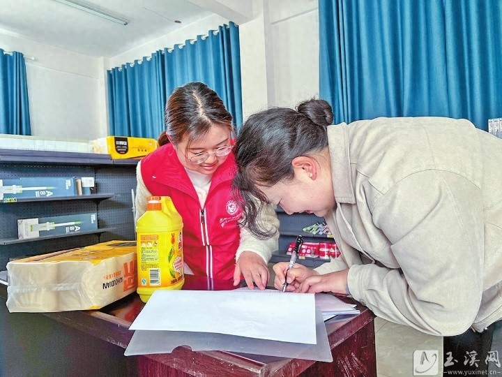 小石桥村的文明超市：用积分兑换生活用品，你愿意参与吗？  第1张