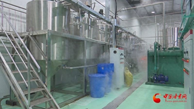 华亭市产投集团如何在新春抢抓时间，实现农特产品无缝对接？  第1张