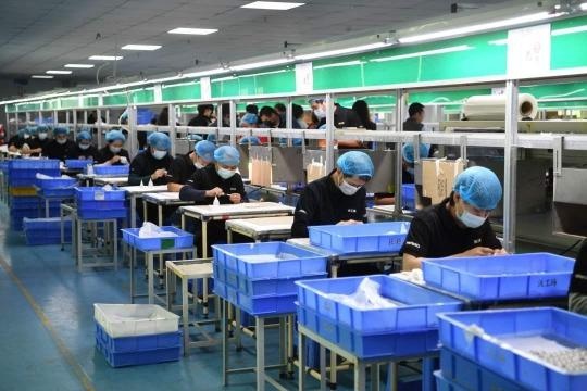 哪吒2票房登顶，为何东莞潮玩企业忙到冒烟？  第2张