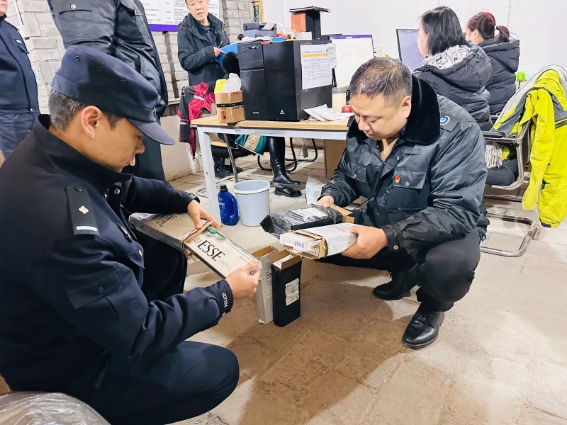 西安警方如何筑牢寄递安全防线？联合检查取得显著成效  第2张