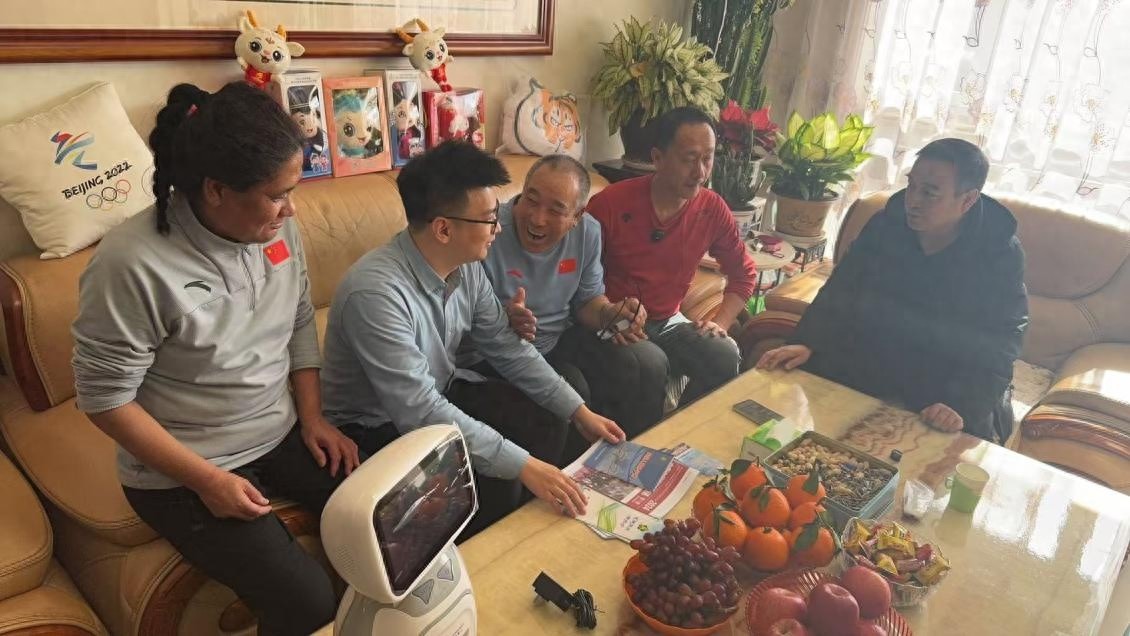 韩梅的辉煌背后，父母付出了多少？揭秘冠军家庭的感人故事  第1张