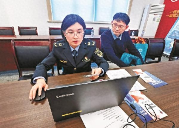 信用瑕疵困扰企业？‘帮帮团’出手，企业如何重获‘清白’