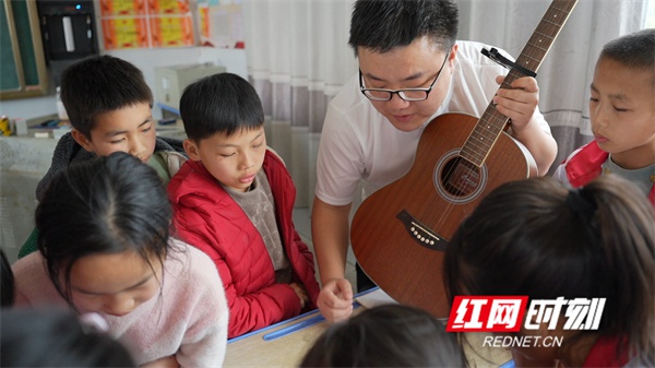 雷锋精神如何成为3月的最暖之音？永州这场艺术节告诉你答案  第2张