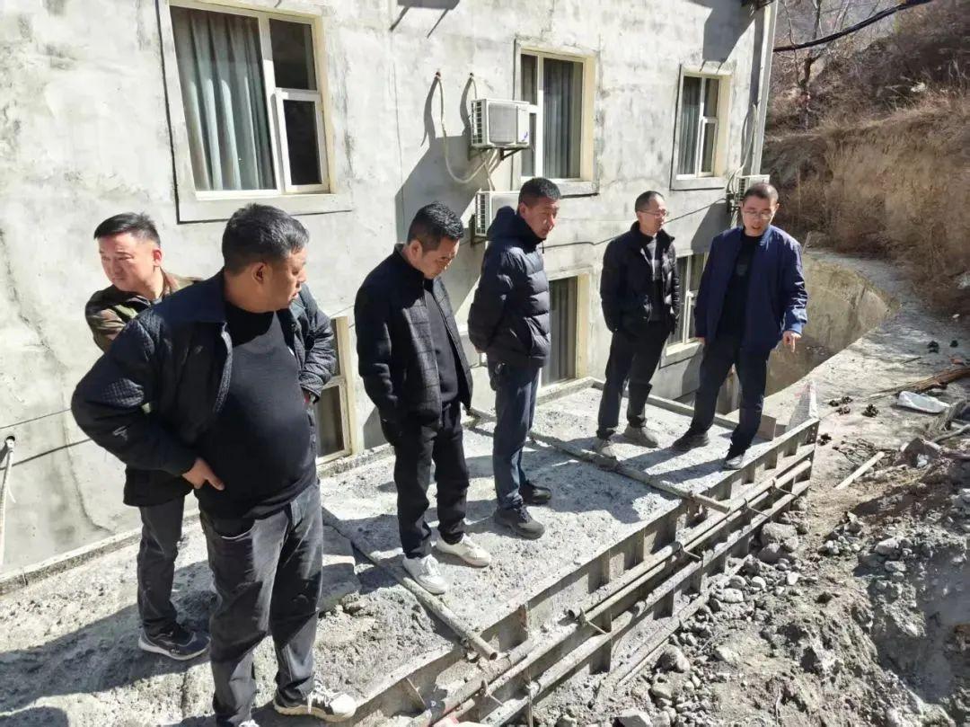 邻里纠纷一触即发，九寨沟漳扎镇如何巧妙化解？  第2张