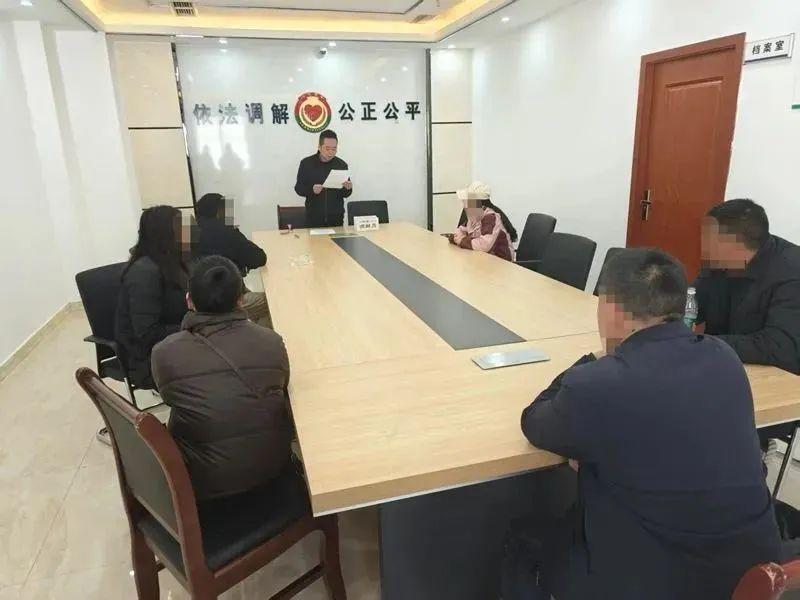 邻里纠纷一触即发，九寨沟漳扎镇如何巧妙化解？  第3张