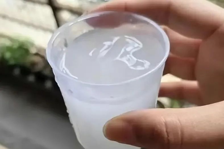 自来水突然变黄？别慌！江美美为你揭秘背后的真相  第2张