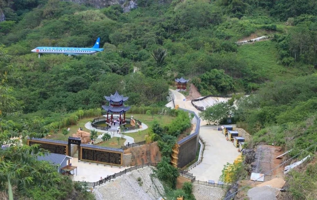 昔日矿坑变绿洲！海南莲花山如何实现生态奇迹？